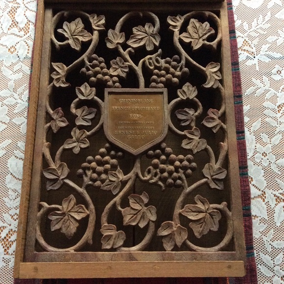 Vintage Ernest & Gallo Wooden Wine Box 🍷 - Picture 2 of 16